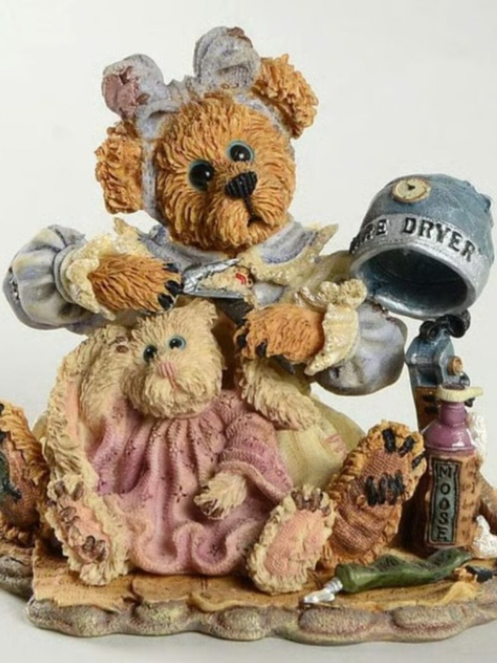 Wanda & Gert A little off the Top - 227719 - Bearstone Collection BOXED